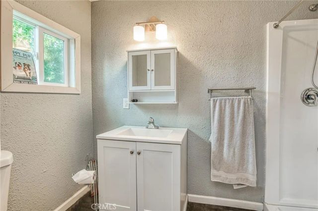 3389 E Olive, Merced, CA 95340