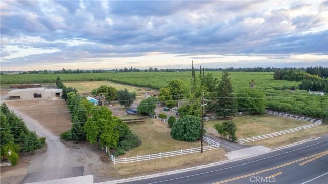 3389 E Olive, Merced, CA 95340