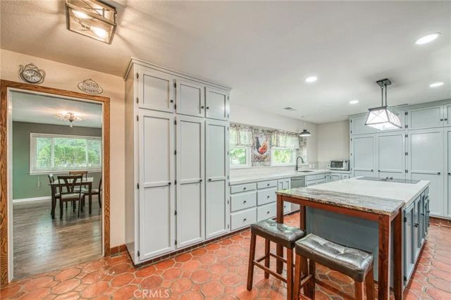 3389 E Olive, Merced, CA 95340