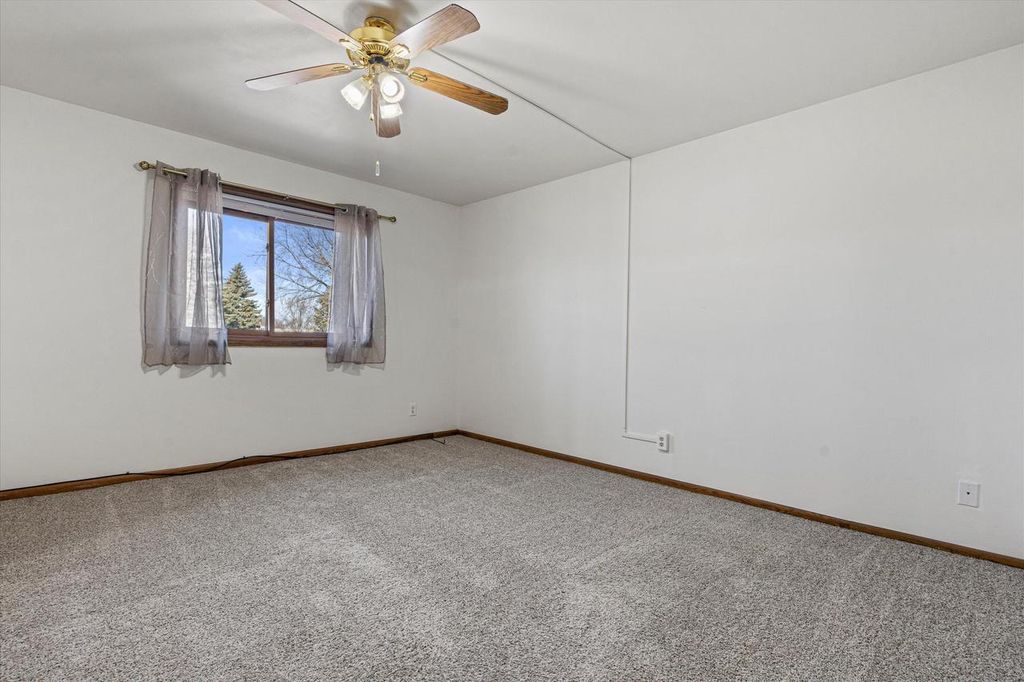 property-img