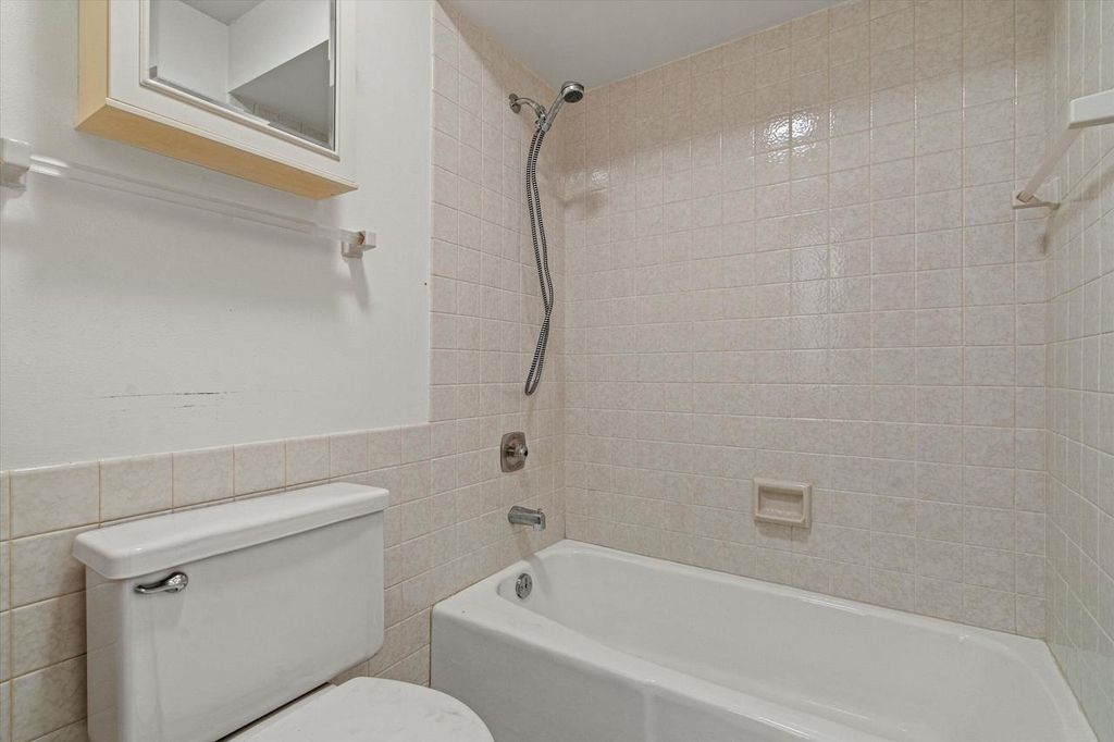 property-img