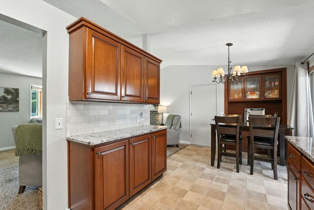 535 E Kedlin Ave, Spokane, WA 99218