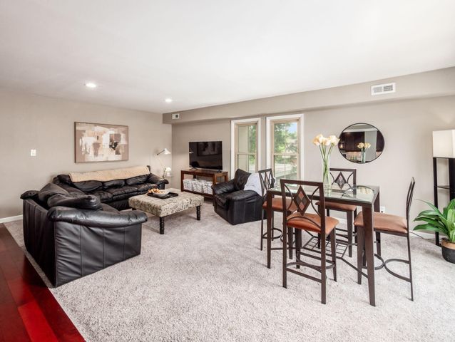 1519 Lafayette Drive, B, Columbus, OH 43220