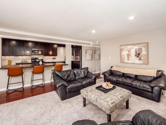 1519 Lafayette Drive, B, Columbus, OH 43220