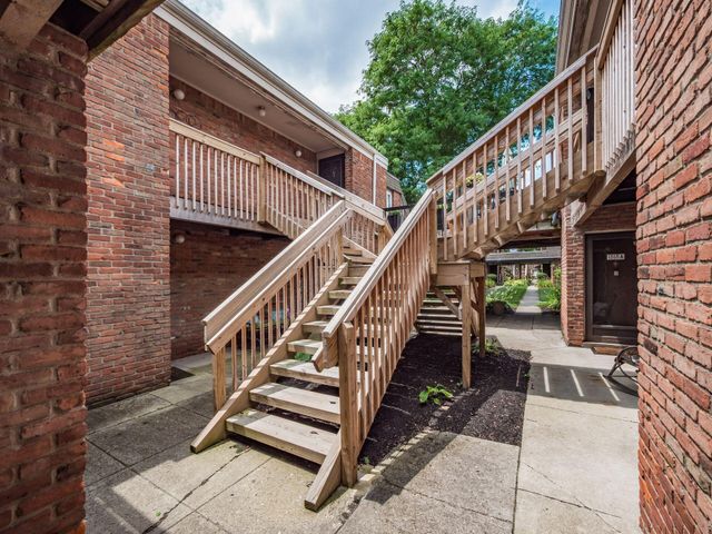 1519 Lafayette Drive, B, Columbus, OH 43220