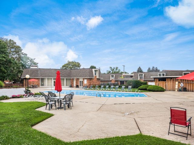1519 Lafayette Drive, B, Columbus, OH 43220