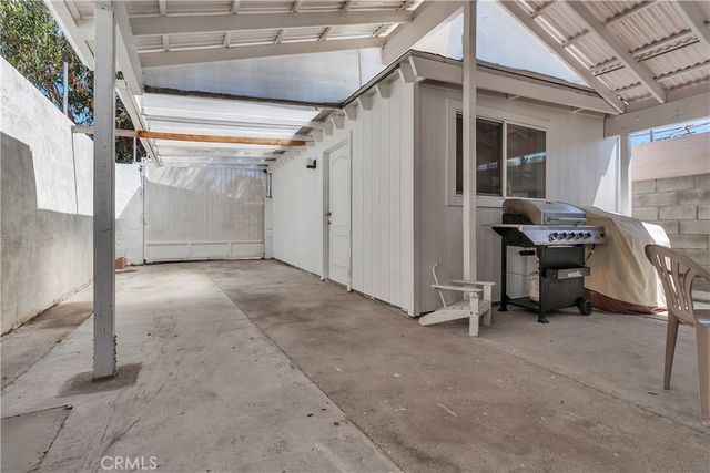 2115 E 114th, Los Angeles, CA 90059