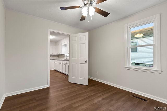 1432 20th E, Tuscaloosa, AL 35404