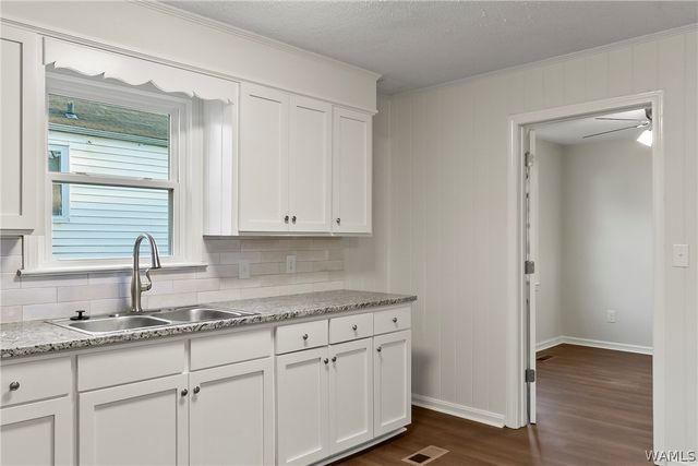 1432 20th E, Tuscaloosa, AL 35404