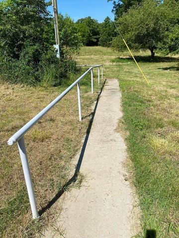 37 County Road 343, Unincorporated, MO 65626