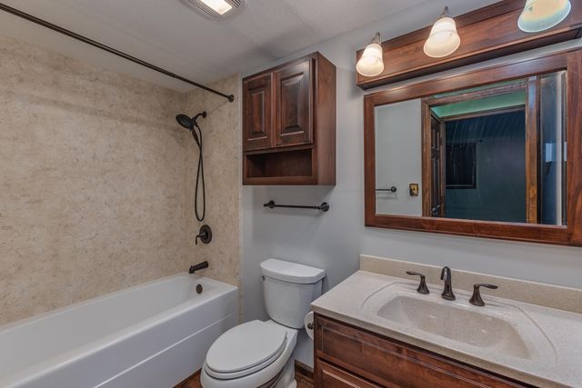 120 Vine 120 Vine, Ludlow Falls, OH 45339