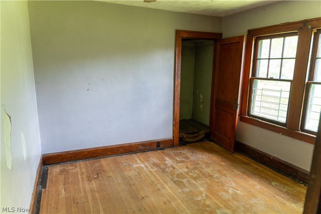 557 Sunshine Avenue, Youngstown, OH 44505