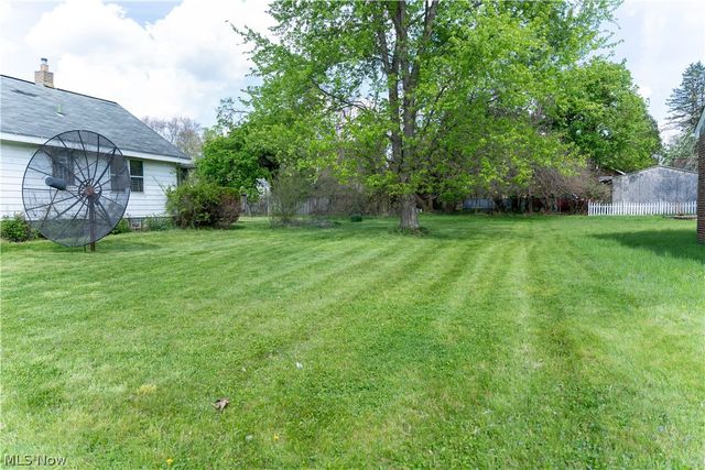 557 Sunshine Avenue, Youngstown, OH 44505