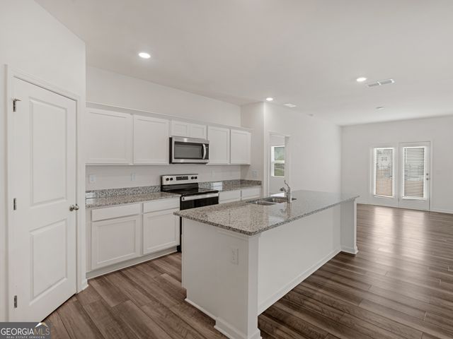 214 Georgian Way, Locust Grove, GA 30248