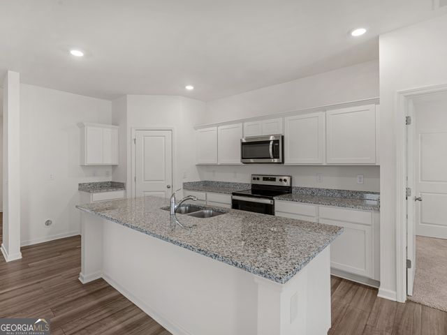 214 Georgian Way, Locust Grove, GA 30248