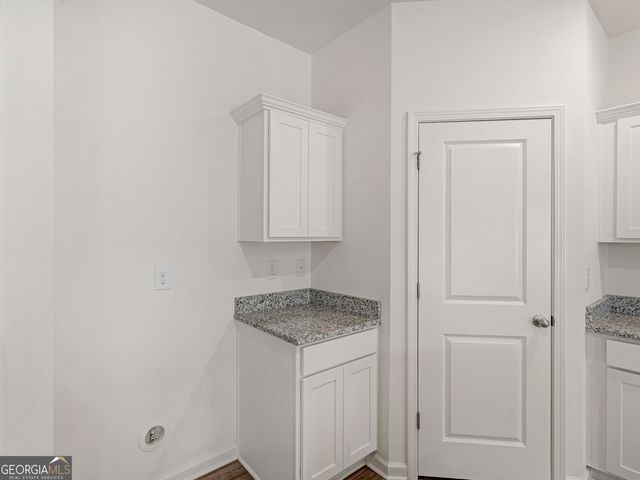 214 Georgian Way, Locust Grove, GA 30248