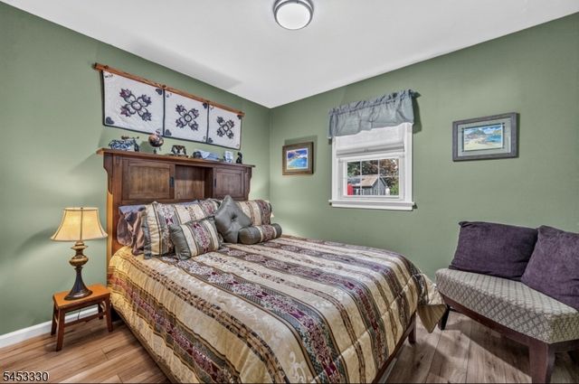 66 Redwood Ave, Wayne Twp., NJ 07470