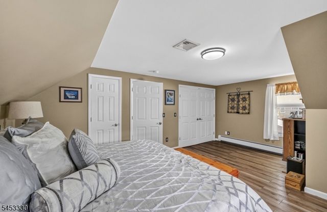 66 Redwood Ave, Wayne Twp., NJ 07470