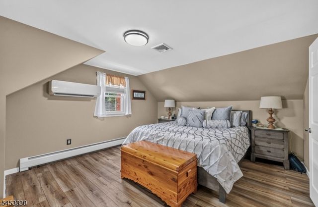 66 Redwood Ave, Wayne Twp., NJ 07470