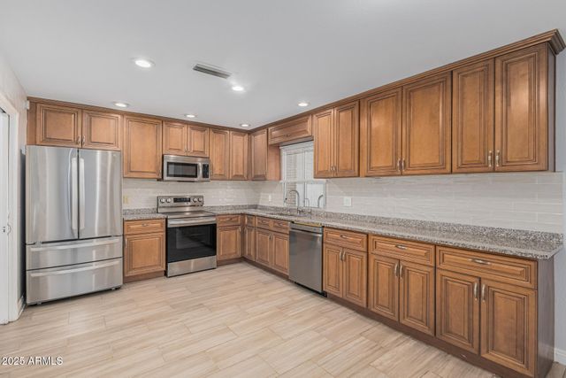 4328 W ALTADENA Avenue, Glendale, AZ 85304