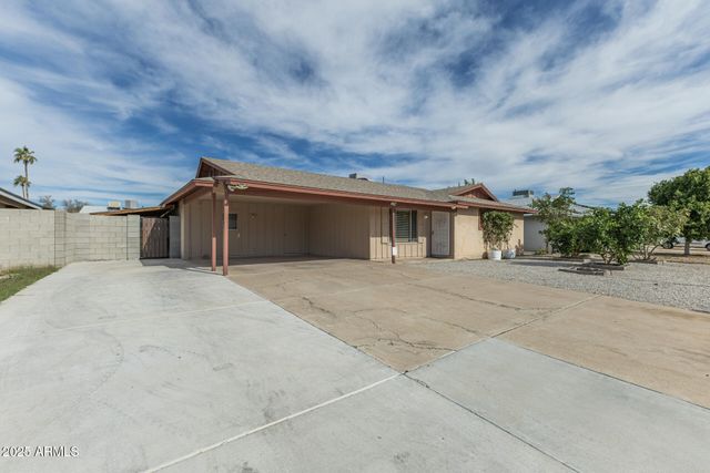 4328 W ALTADENA Avenue, Glendale, AZ 85304