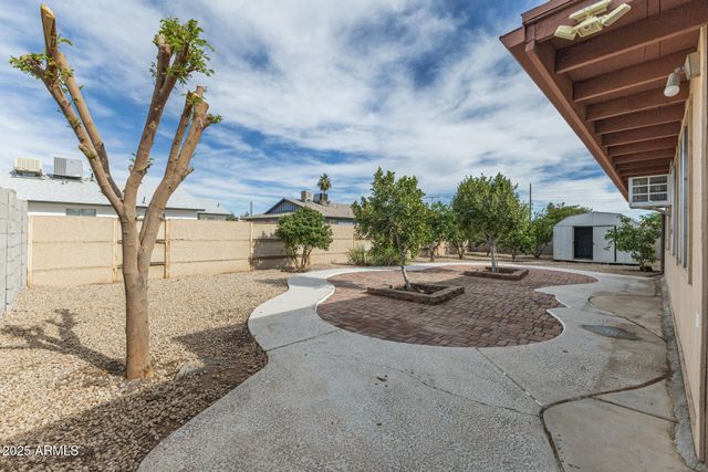 4328 W ALTADENA Avenue, Glendale, AZ 85304