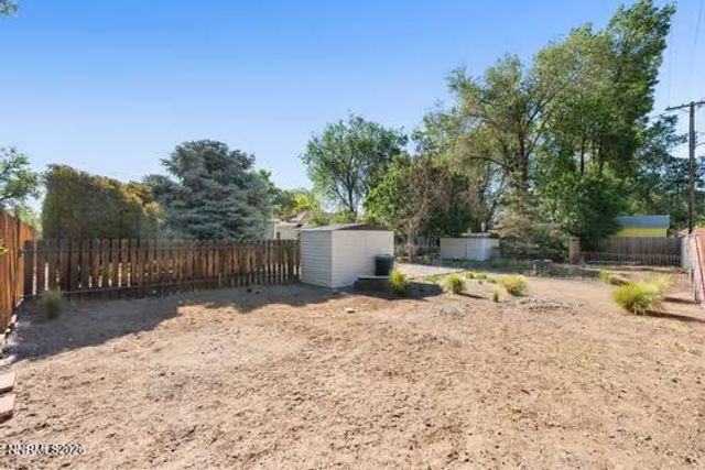 645 Stanford Way, Sparks, NV 89431