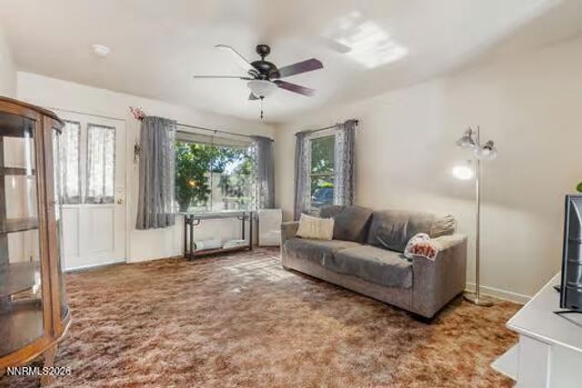 645 Stanford Way, Sparks, NV 89431
