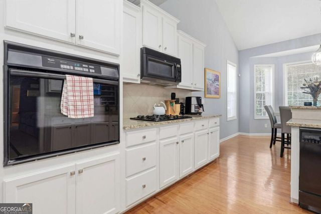 3352 Walnut Ridge, Atlanta, GA 30349