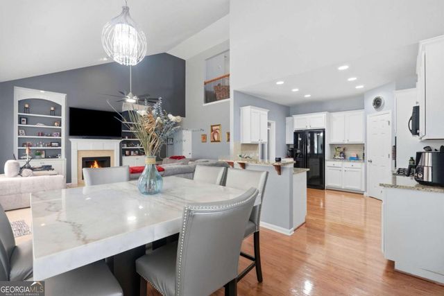 3352 Walnut Ridge, Atlanta, GA 30349