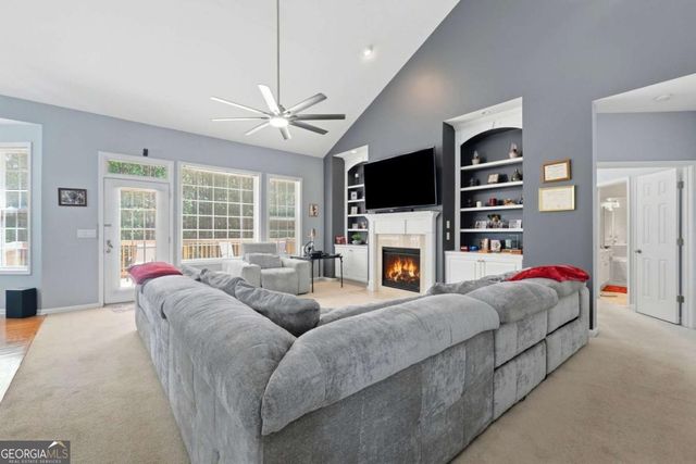 3352 Walnut Ridge, Atlanta, GA 30349