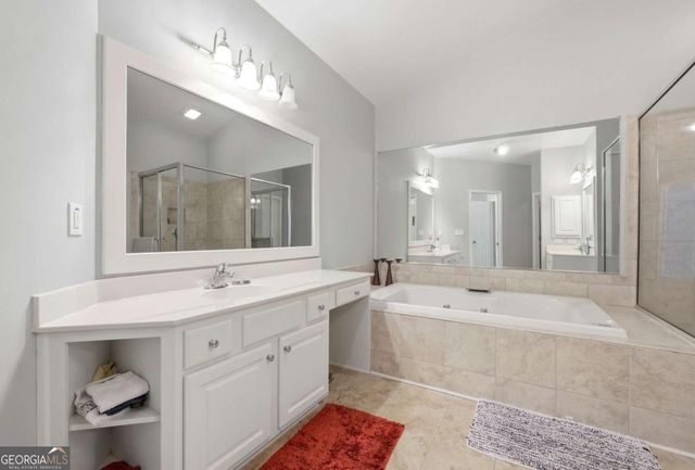 3352 Walnut Ridge, Atlanta, GA 30349