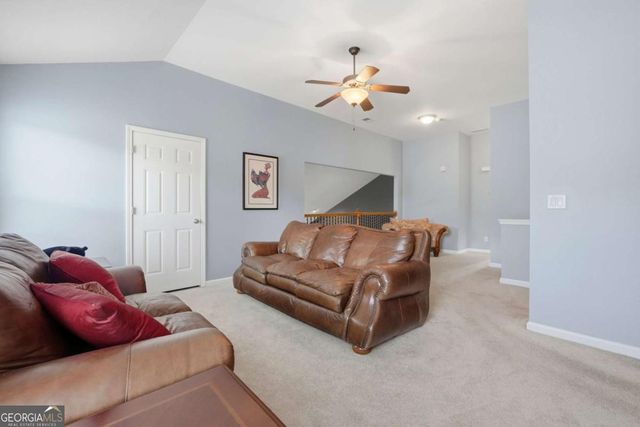 3352 Walnut Ridge, Atlanta, GA 30349