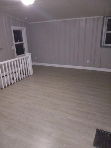 7736 Paseo Boulevard, Kansas City, MO 64131