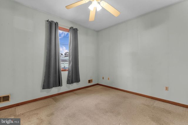 816 THIRD AVE, Toms River, NJ 08757