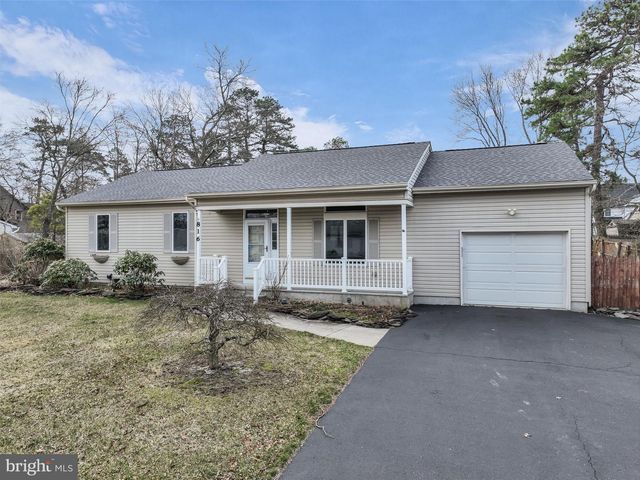 816 THIRD AVE, Toms River, NJ 08757