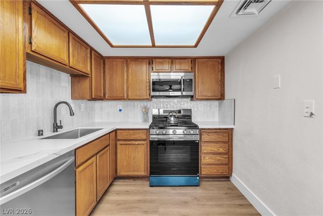 3924 Delos Drive, Las Vegas, NV 89103