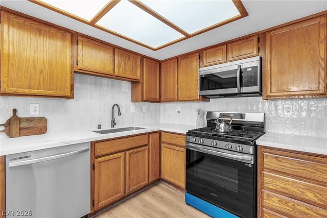 3924 Delos Drive, Las Vegas, NV 89103