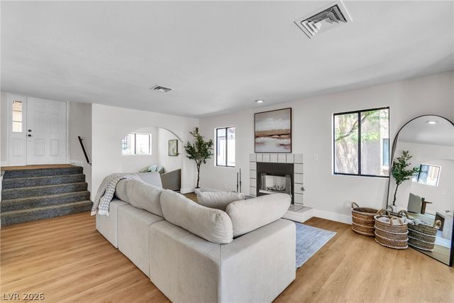 3924 Delos Drive, Las Vegas, NV 89103