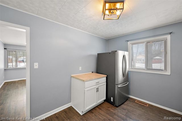 11216 Unity Drive, Warren, MI 48089