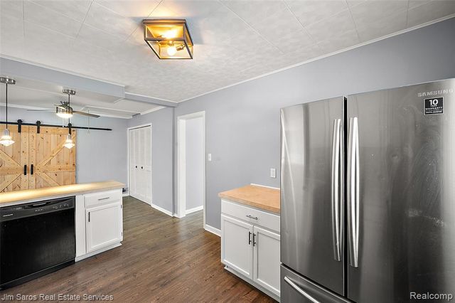 11216 Unity Drive, Warren, MI 48089