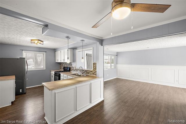 11216 Unity Drive, Warren, MI 48089