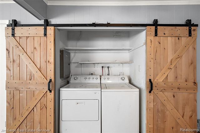 11216 Unity Drive, Warren, MI 48089