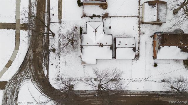 11216 Unity Drive, Warren, MI 48089