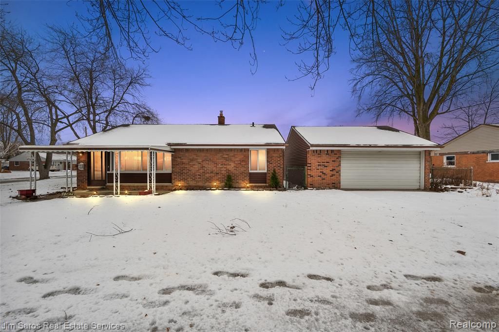 11216 Unity Drive, Warren, MI 48089