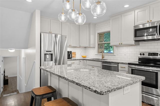 1101 Clearlake Rd, Chesterfield, VA 23236