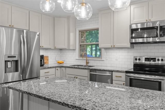 1101 Clearlake Rd, Chesterfield, VA 23236