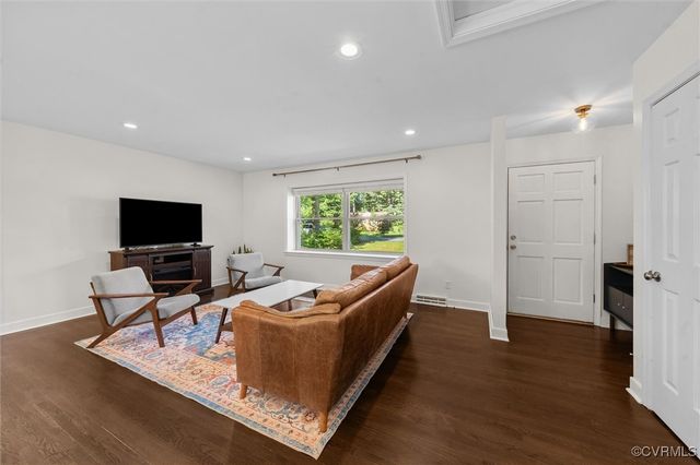 1101 Clearlake Rd, Chesterfield, VA 23236
