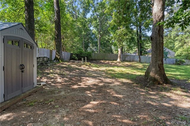 1101 Clearlake Rd, Chesterfield, VA 23236