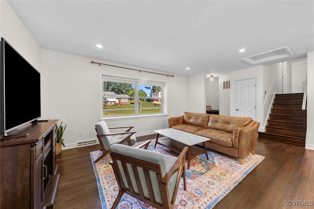 1101 Clearlake Rd, Chesterfield, VA 23236